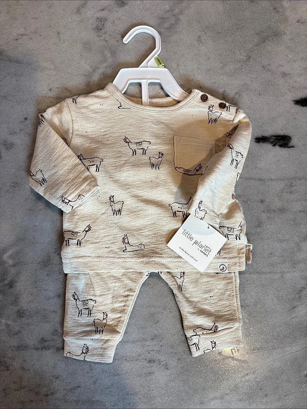 NWT‼️ little planet by Carter's Organic Cotton Grazing Llamas 2-Piece Set - 3M